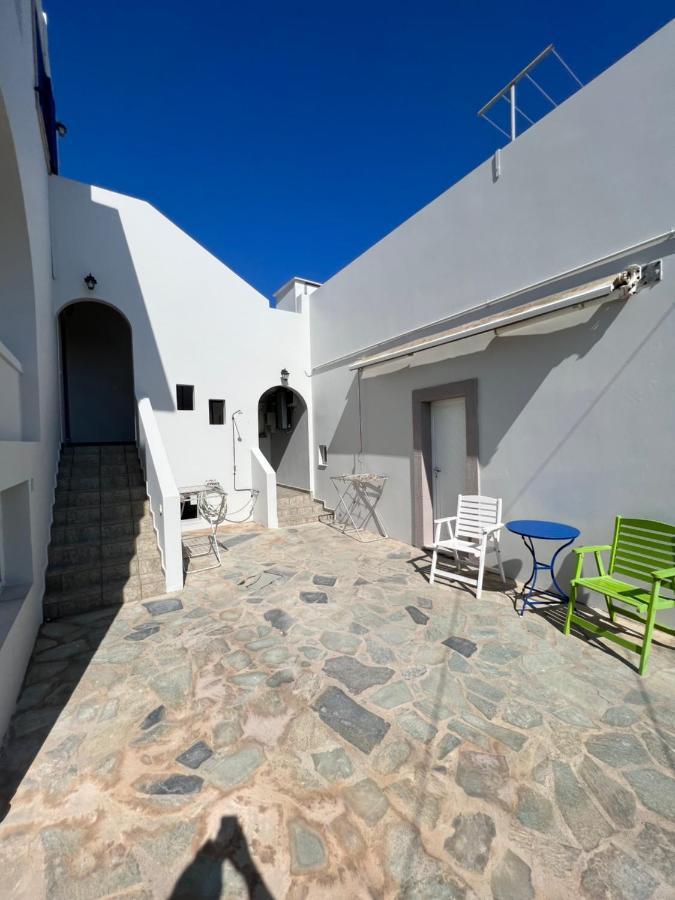 Athina Rooms Karvounades Екстер'єр фото